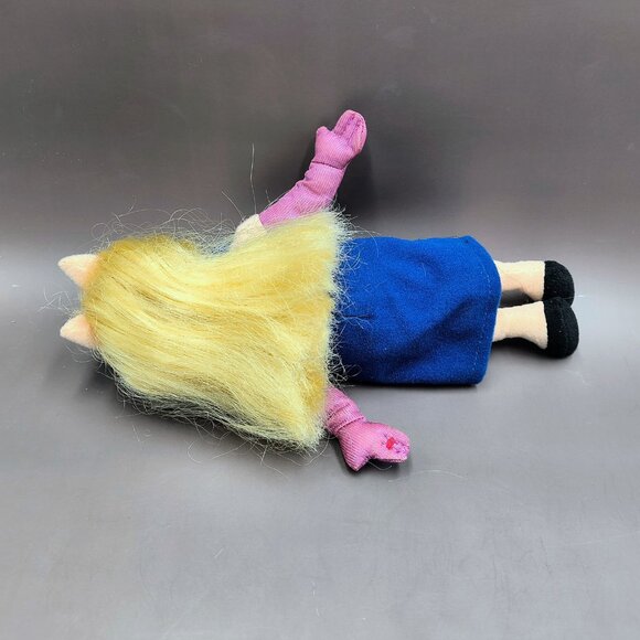 Muppets Miss Piggy Plush Beanbag Doll 9 inch - Picture 6 of 6